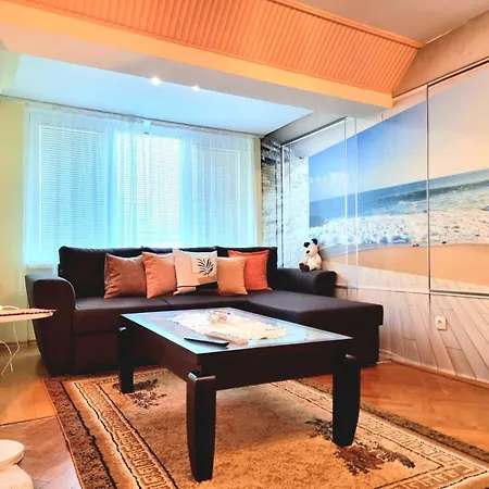 Two-floor Sunny In Centre Appartamento Burgas