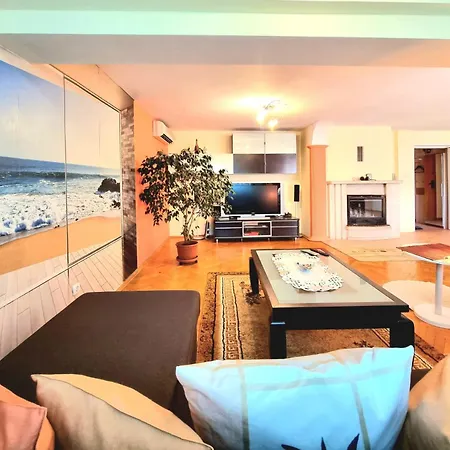 Two-floor Sunny In Centre Burgas