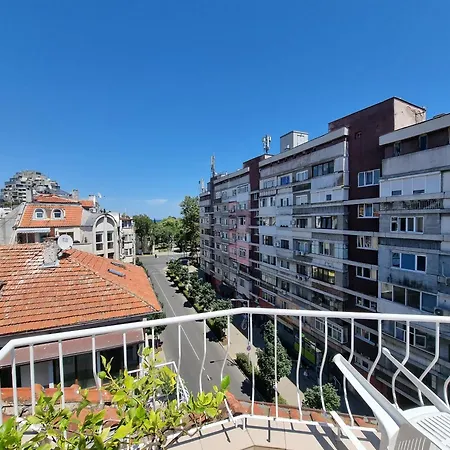 Two-floor Sunny In Centre Appartamento Burgas