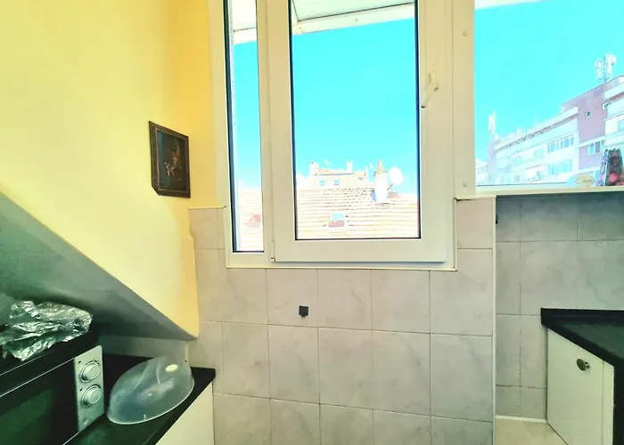 Two-floor Sunny In Centre Appartement