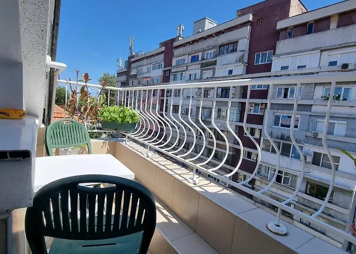 Appartement Two-floor Sunny In Centre