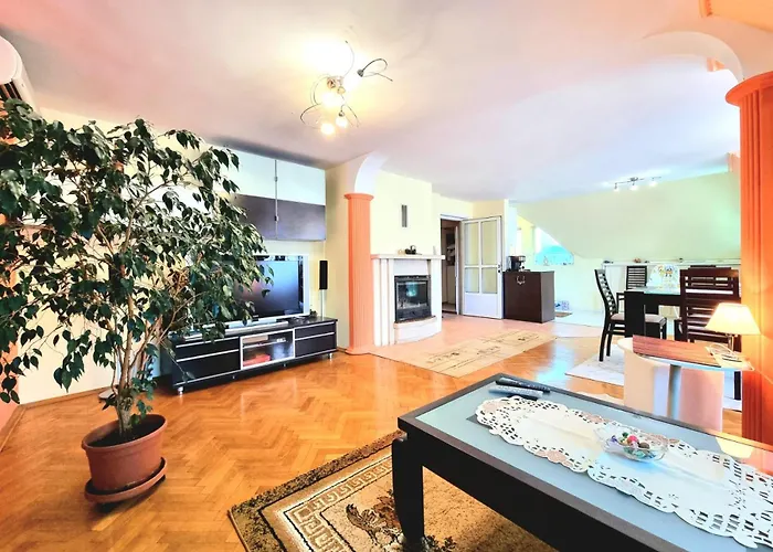 Two-floor Sunny In Centre Burgas