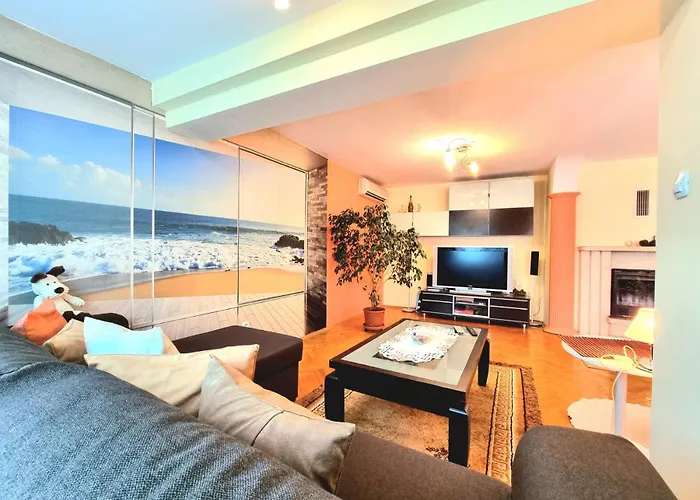Two-floor Sunny In Centre * Burgas