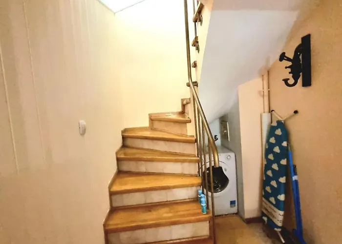 Two-floor Sunny In Centre Appartement