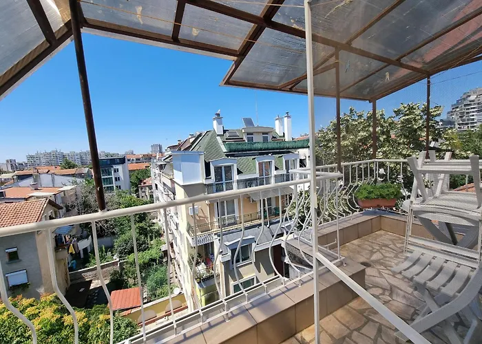 Two-floor Sunny In Centre Appartement