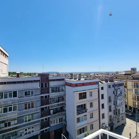 High Mezonet In The Center Apartment Burgas